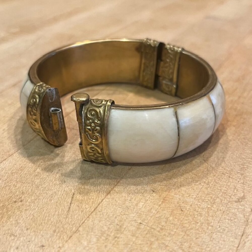 Antique Bone & Brass Hinged Bracelet - Picture 3 of 4
